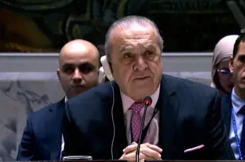 روسيا-أوكرانيا: الجزائر تدعو إلى الهدوء و ضبط النفس روسيا-أوكرانيا: الجزائر تدعو إلى الهدوء و ضبط النفس