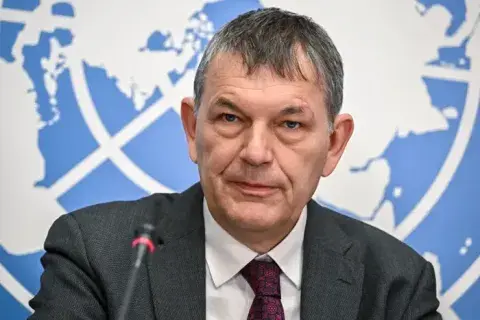 المفوض العام لأونروا: 4 آلاف شاحنة مساعدات جاهزة لدخول قطاع غزة بعد وقف النار