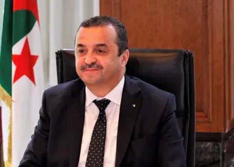 ممر الهيدروجين الجنوبي: وزير الطاقة يشارك غدا الثلاثاء بروما في اجتماع وزراء الطاقة المعنيين بالمشروع   ممر الهيدروجين الجنوبي: وزير الطاقة يشارك غدا الثلاثاء بروما في اجتماع وزراء الطاقة المعنيين بالمشروع