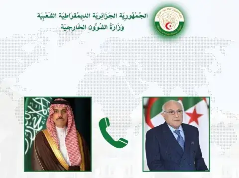 وزير الشؤون الخارجية يتلقى مكالمة هاتفية من نظيره السعودي