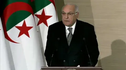 عطاف: عام 2024 كان عنوانه تقوية انتشار الدبلوماسية الجزائرية وتعزيز مكانتها ودورها إقليميا ودوليا