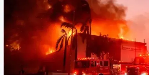 ارتفاع حصيلة ضحايا حرائق لوس أنجلوس إلى 16 قتيلا ارتفاع حصيلة ضحايا حرائق لوس أنجلوس إلى 16 قتيلا