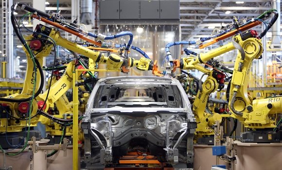 صورة شركات تصنيع معدات السيارات ستستقر بالجزائر قبل نهاية السنة