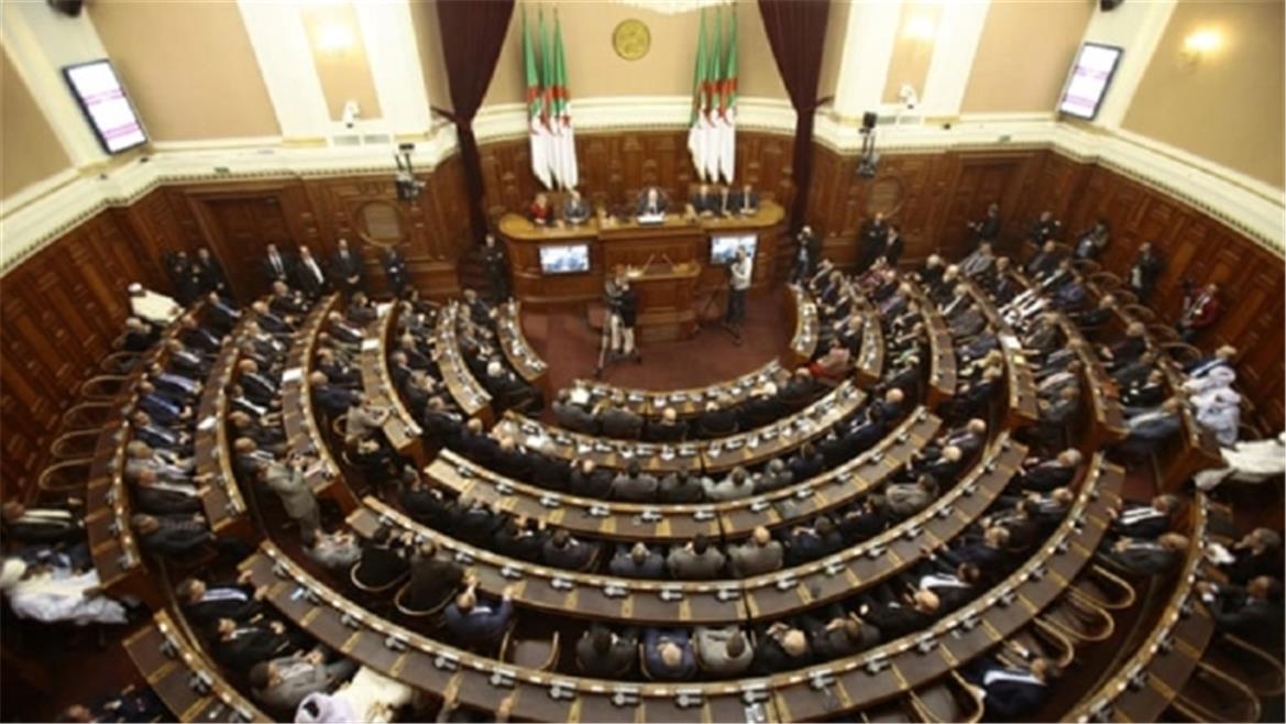 Photo de parlement: présentation du projet de loi portant statut général des personnels militaires