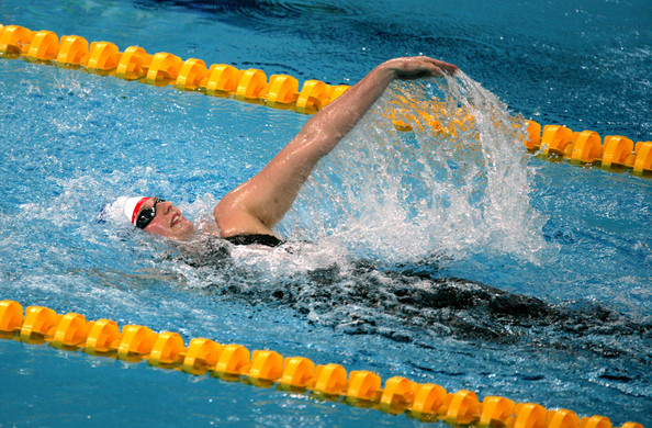 صورة سباحة :ايمان زيتوني تحطم الرقم القياسي الوطني