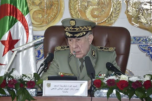 Photo de Le général-major Chanegriha en visite de travail mardi à la 1ère Région militaire à Blida