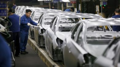 صورة أكثر من 80 بالمئة من مصانع السيارات عبر العالم تعود للعمل