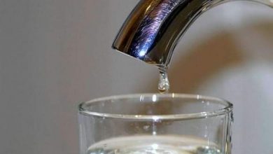 صورة الماء الشروب: مياه الحنفيات صحية تمامًا وصالحة للشرب