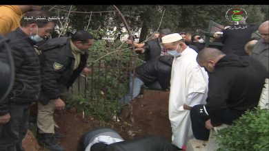 Photo of Artist Mohamed Hilmi buried in Algiers