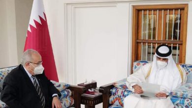 Photo of وزير الشؤون الخارجية يستقبل من قبل أمير دولة قطر