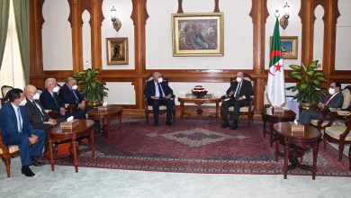 Photo of President of the Republic receives Secretary-General of National Union of Algerian Peasants
