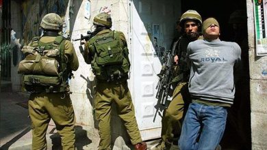 صورة إصابة فلسطيني برصاص قوات الاحتلال الصهيوني واعتقال 10 آخرين من الضفة الغربية