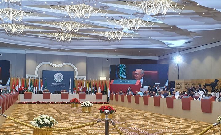 القمة العربية بالجزائر: وزراء الخارجية العرب في جلسة مغلقة لمناقشة وثيقة "إعلان الجزائر"