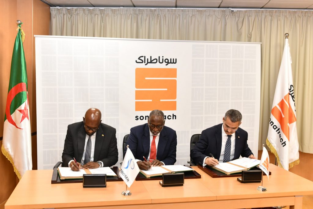 Sonatrach signe un mémorandum d'entente avec deux sociétés pétrolières sénégalaises