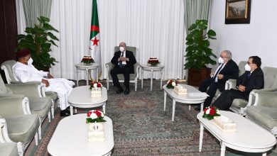 Photo de Le président Tebboune reçoit le président du Panel de haut niveau sur la sécurité et le développement au Sahel