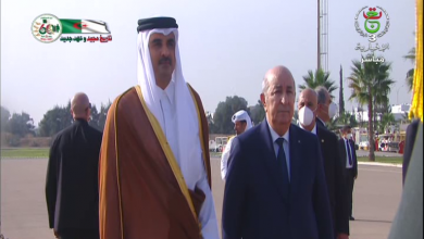 Photo de Sommet arabe: arrivée à Alger de l’Emir du Qatar 