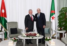 صورة التوقيع على عدد من الاتفاقيات ومذكرات التفاهم بين الجزائر والأردن