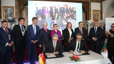 Photo de Signature of a memorandum of understanding between Sonatrach and German “VNG” company to develop projects of hydrogen