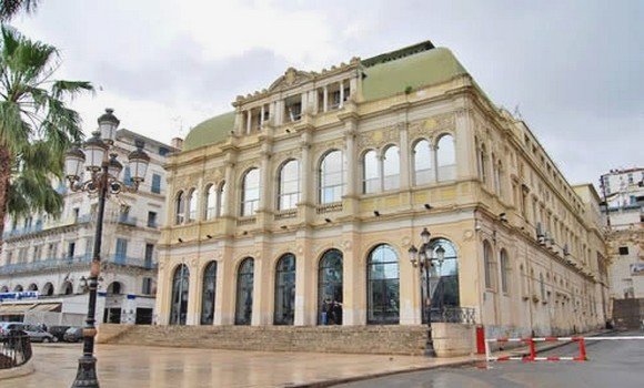 Photo de Le théâtre national algérien, 60 ans au service du 4e art