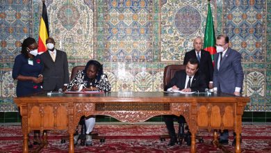 Photo de Algérie-Ouganda: signature de deux accords et cinq mémorandums d’entente