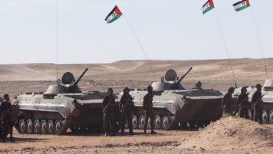 صورة الجيش الصحراوي يستهدف تخندقات جنود الاحتلال المغربي بقطاعي الكلتة والمحبس