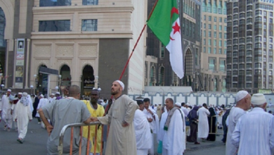 صورة وصول أول فوج للحجاج الجزائريين إلى مكة المكرمة