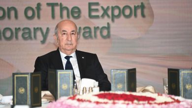 Photo de Le président de la République distingue 14 entreprises, « IRIS » décroche la « Médaille d’honneur de l’exportation »