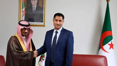 صورة وزير الاتصال يستقبل سفير المملكة العربية السعودية بالجزائر