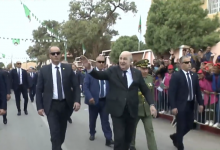 صورة رئيس الجمهورية يخص باستقبال شعبي حاشد بولاية تندوف