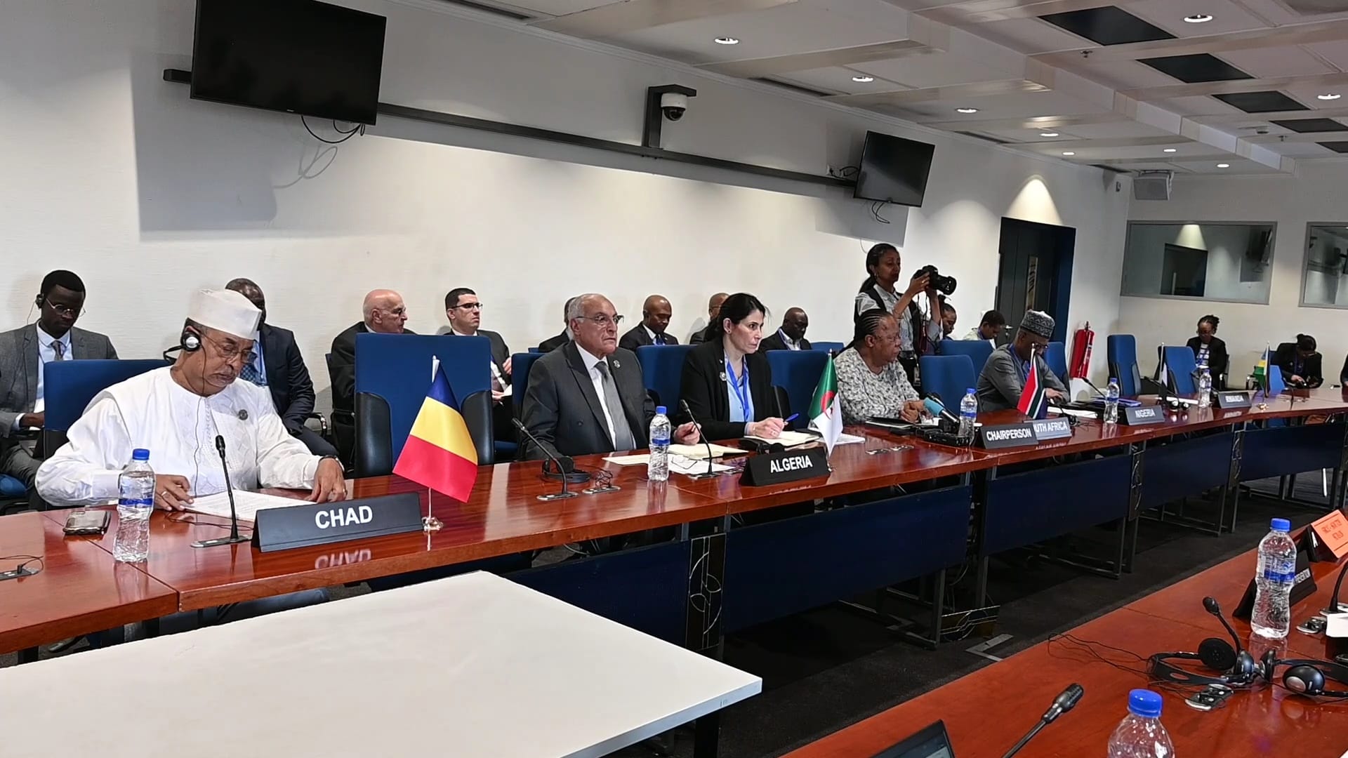 Le ministre des affaires étrangères prend part à Abbis-Abeba à une réunion ministérielle du Comité ad-hoc de l'UA pour le Soudan du Sud