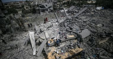 صورة “إعلام غزة الحكومي”: الاحتلال قتل أكثر من 400 شخص في مُحيط مجمع الشفاء