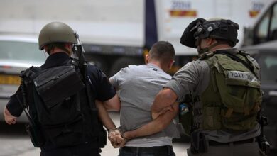صورة  قوات الاحتلال الصهيوني تعتقل 7845 فلسطينيا بالضفة الغربية منذ 7 أكتوبر الماضي