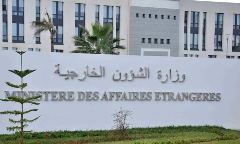 صورة الجزائر تدين بـ “شدة” الهجوم “الإرهابي الجبان والدنيء” الذي تعرضت له روسيا