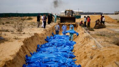 صورة الأمم المتحدة: التقارير حول اكتشاف مقابر جماعية في غزة “مثيرة للقلق للغاية” 