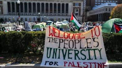 صورة اتساع دائرة الاحتجاجات في الجامعات الأمريكية تنديدا بجرائم الكيان الصهيوني في قطاع غزة