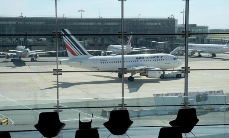 صورة فرنسا: اضطرابات متوقعة في حركة الطيران نتيجة اضراب المراقبين الجويين 