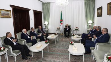 صورة رئيس الجمهورية يستقبل رئيس وزراء و وزير خارجية دولة فلسطين