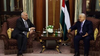 صورة عطاف يستقبل بالرياض من قبل رئيس دولة فلسطين