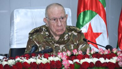 Photo de Le Général d’Armée Chanegriha préside les travaux de la réunion annuelle des cadres des infrastructures militaires