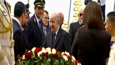 Photo de Arrivée du président de la République à la Maison du peuple pour présider la cérémonie de célébration de la Journée internationale des travailleurs